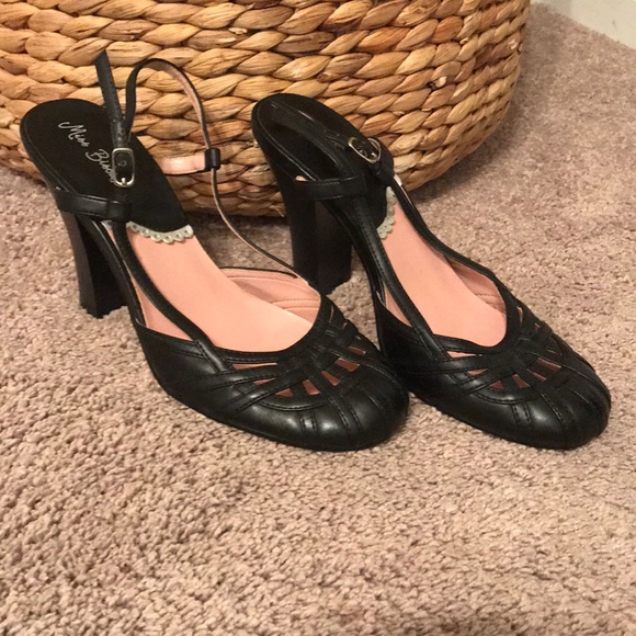 Black heels EUC... - Picture 3 of 6